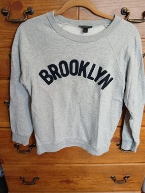 J. CREW Brooklyn  Sweatshirt - Size : Small